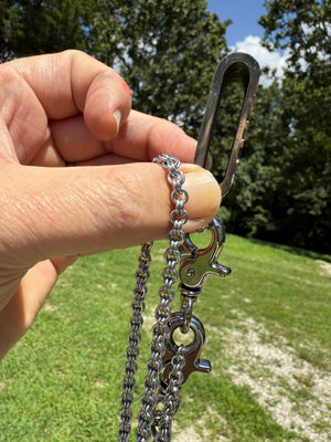 21 Inch Anvil Wallet Chain - Slim 2 In 2 with White Belt Charm - Anvil Customs