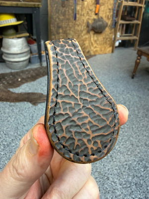 Anvil Cash Clamp Wallet: Cognac Shark