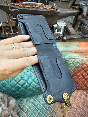 5G Bifold Leather Chain Wallet - Chocolate Hippo - Anvil Customs