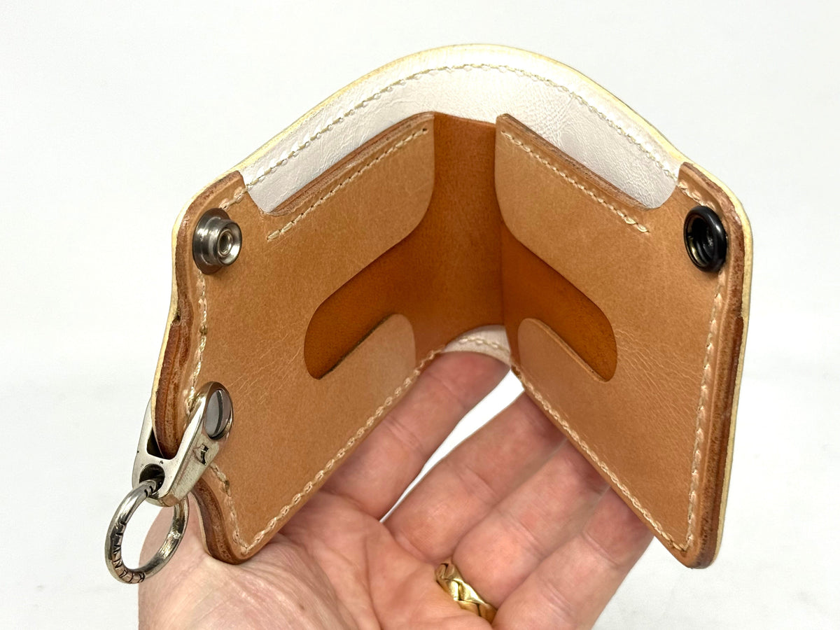 5G Bifold Leather Chain Wallet - White/Red Alligator - Anvil Customs