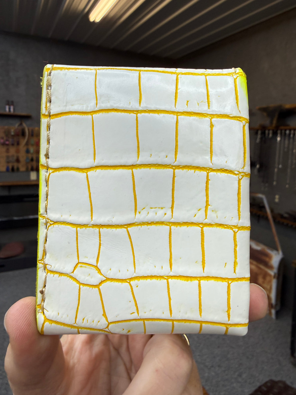 Sarasota Wallet - White/Yellow Alligator