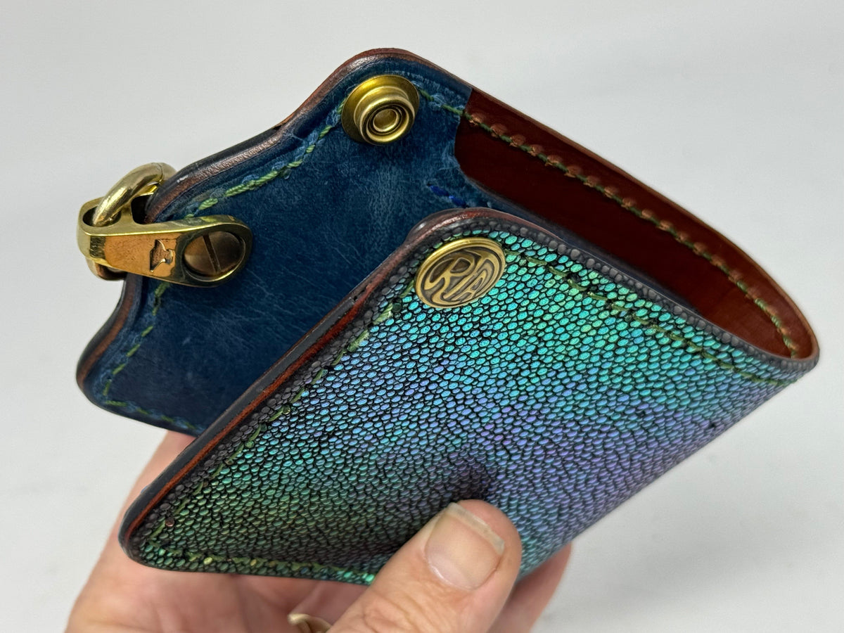 Anvil 5G Bifold Leather Chain Wallet - Aurora Hologram Stingray - Anvil Customs