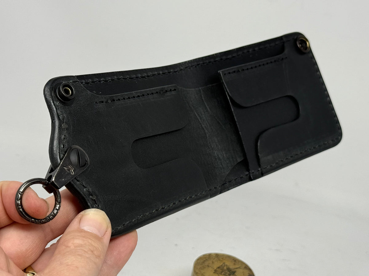 Anvil 5G Bifold Leather Chain Wallet - Gold Stingray - Anvil Customs