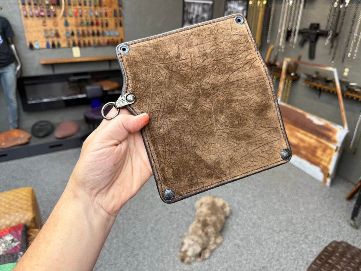 Anvil 5G Long Biker Wallet - Chocolate Hippo