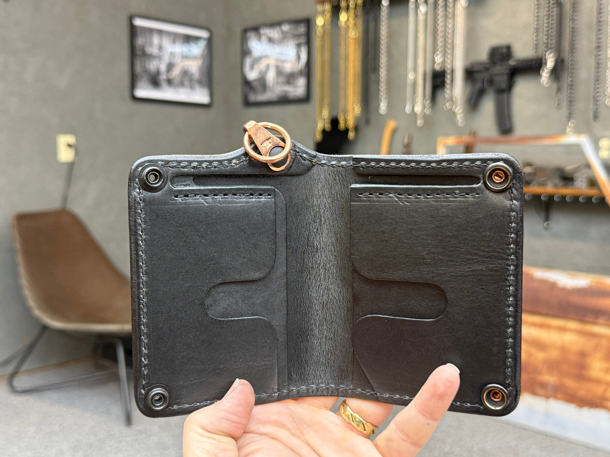 Anvil 5G Mini Long Chain Wallet - Tan Hippo