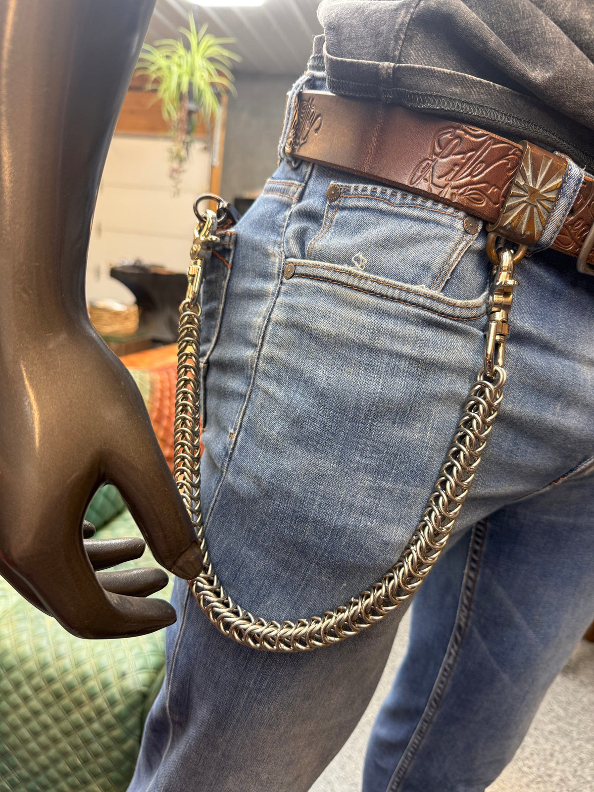 BOX Chainmaille Wallet Chain - Anvil Customs
