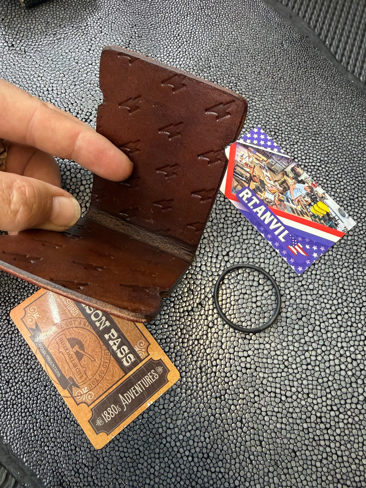 RTAnvil Cash Wrap Wallet - Sunburst “Hold Fast” - Anvil Customs