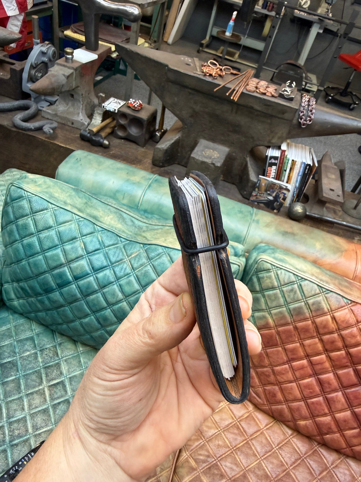 RTAnvil Cash Wrap Wallet - Sunburst Shark
