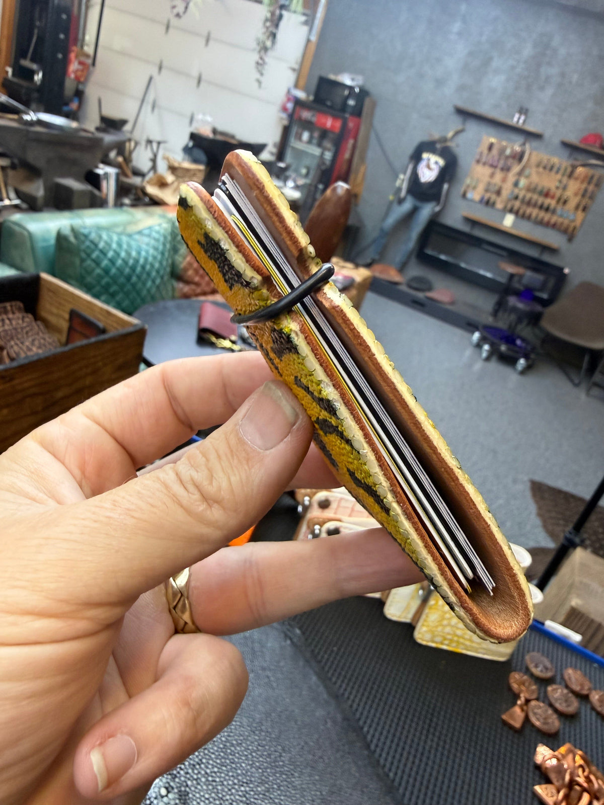 RTAnvil Cash Wrap Wallet - Tiger Stripe Stingray - Anvil Customs