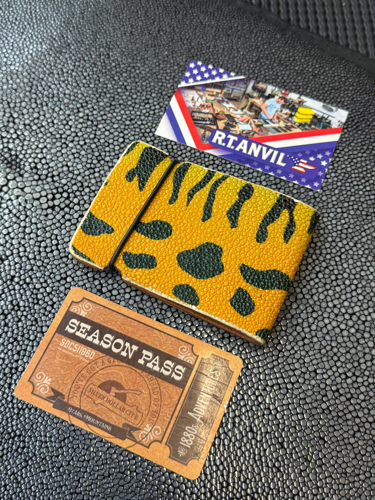 RTAnvil Cash Wrap Wallet - Tiger Stripe Stingray - Anvil Customs
