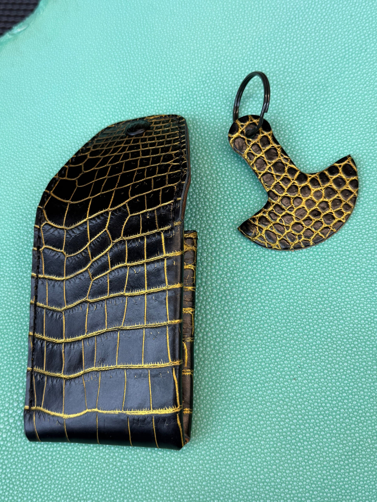 Sarasota Wallet - Black/Gold Alligator - Anvil Customs