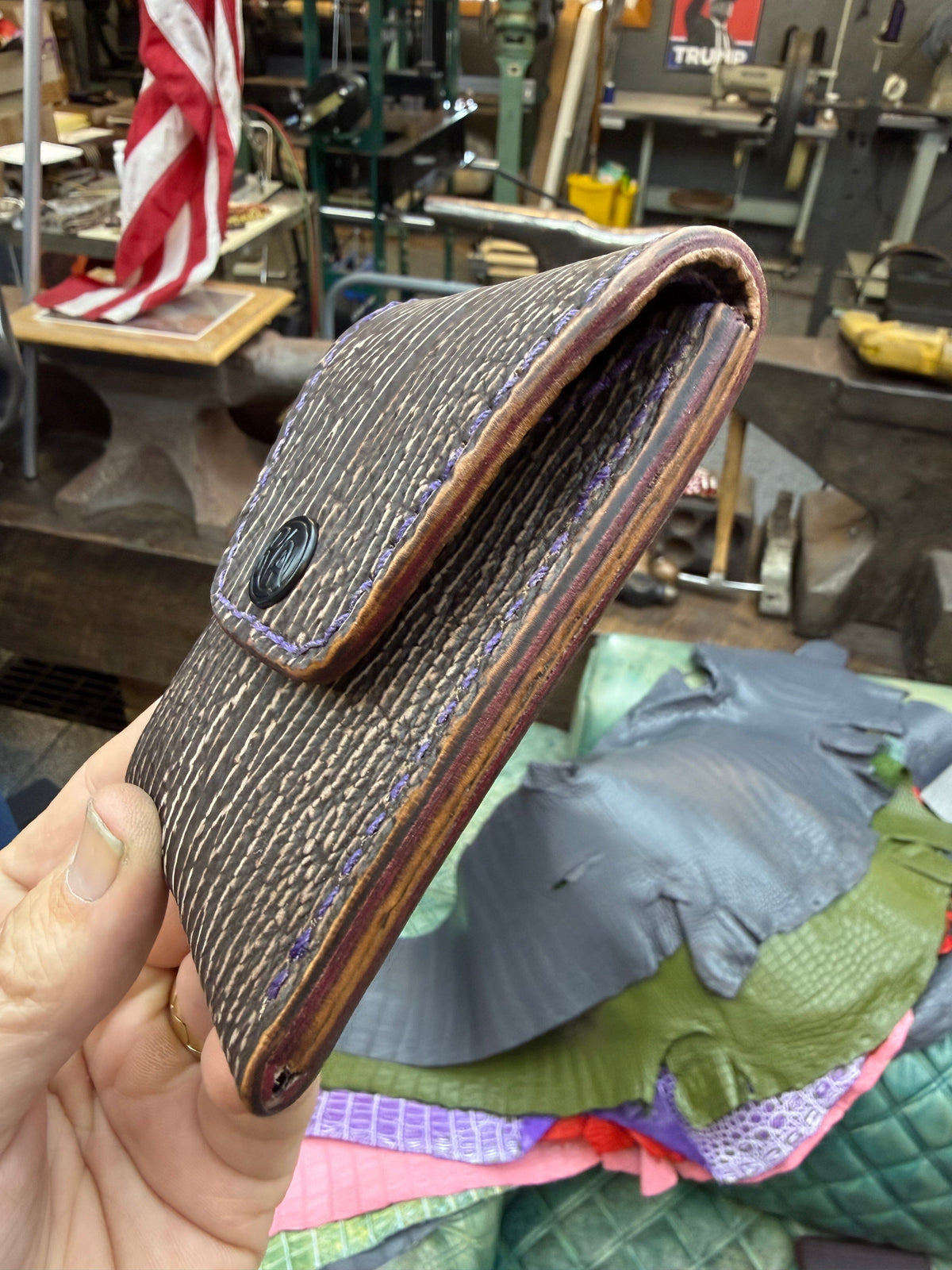 Sarasota Wallet - Brown Shark - Anvil Customs