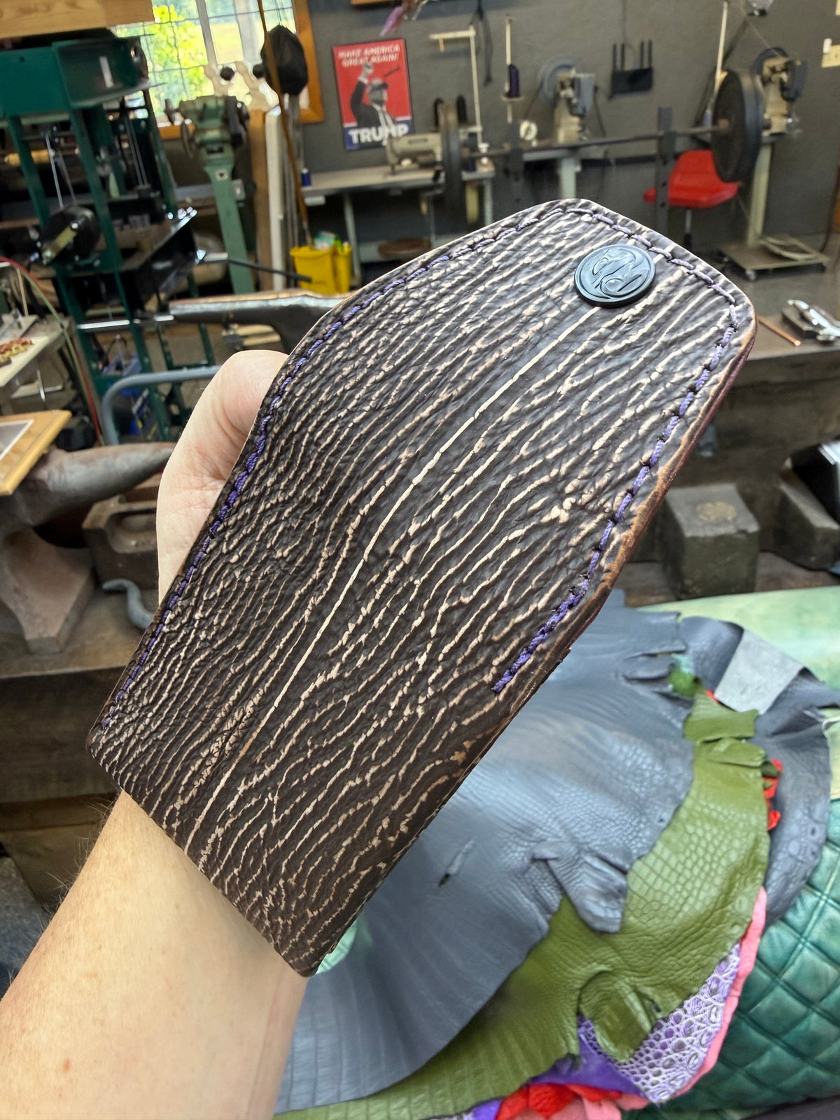 Sarasota Wallet - Brown Shark - Anvil Customs