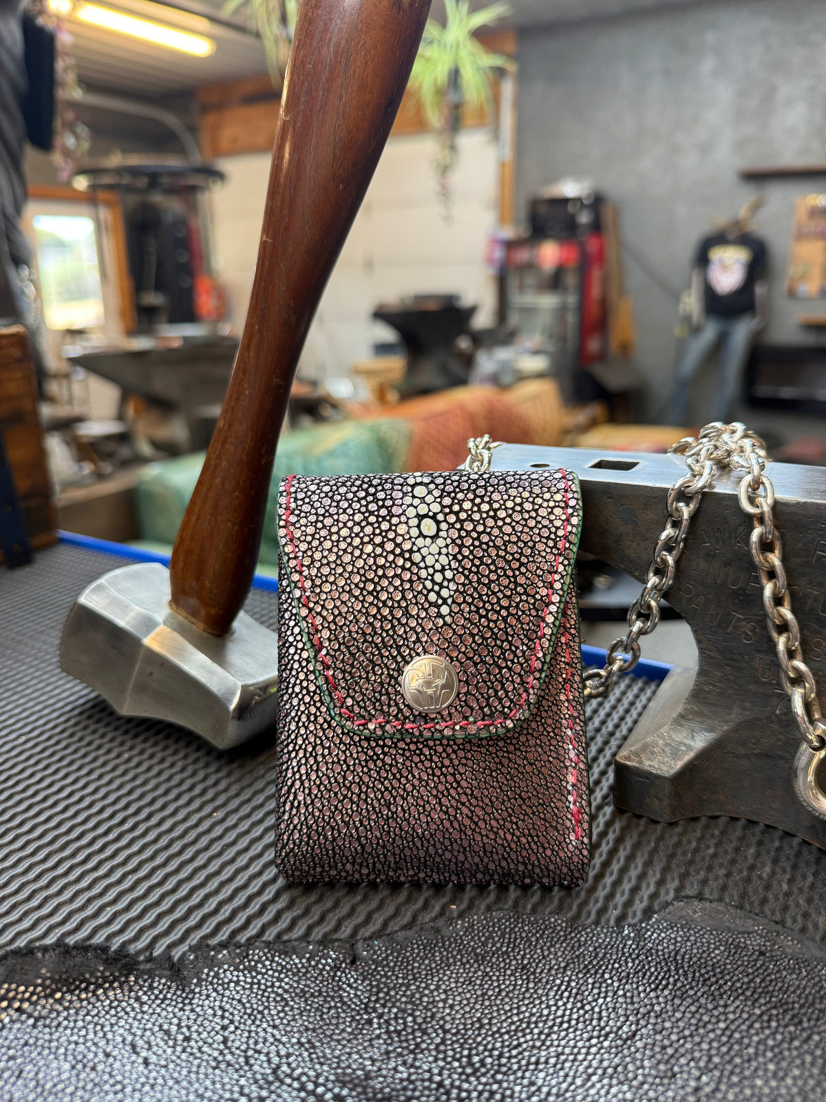 Sarasota Wallet - Metallic Pink Stingray - Anvil Customs