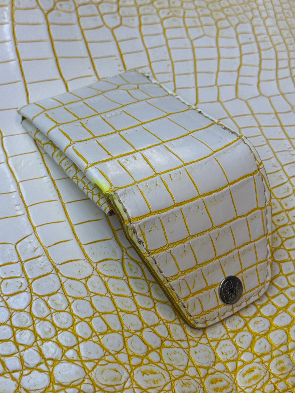 Sarasota Wallet - White/Yellow Alligator - Anvil Customs