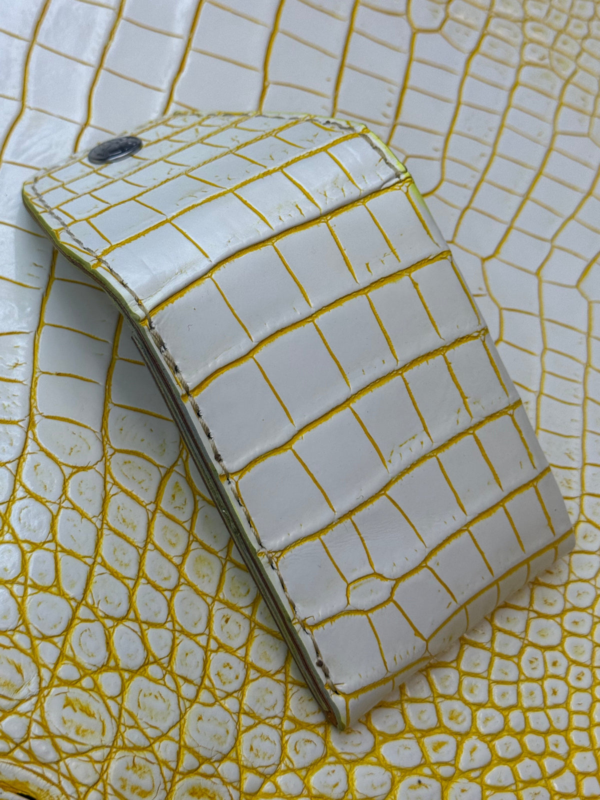 Sarasota Wallet - White/Yellow Alligator - Anvil Customs