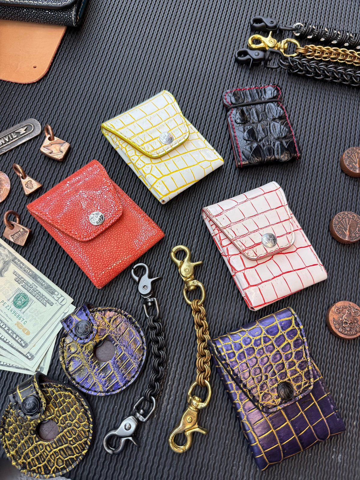 Sarasota Wallet - White/Yellow Alligator - Anvil Customs